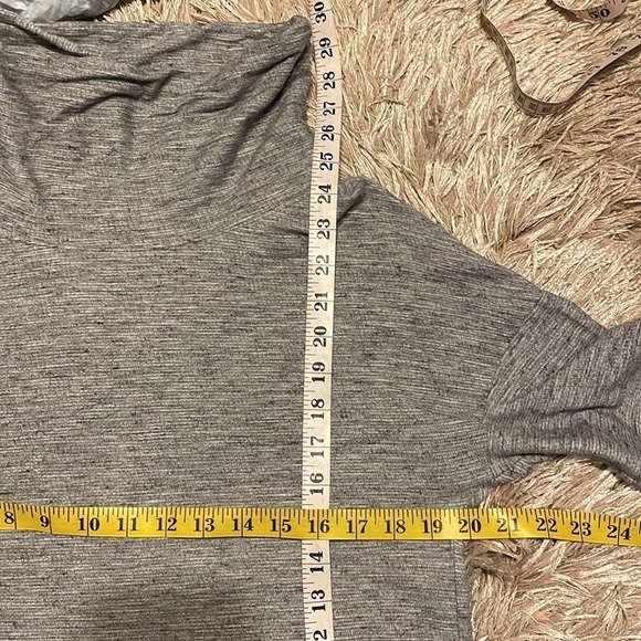 Talbots Medium Gray Long Sleeve Turtle Neck - Picture 6 of 6